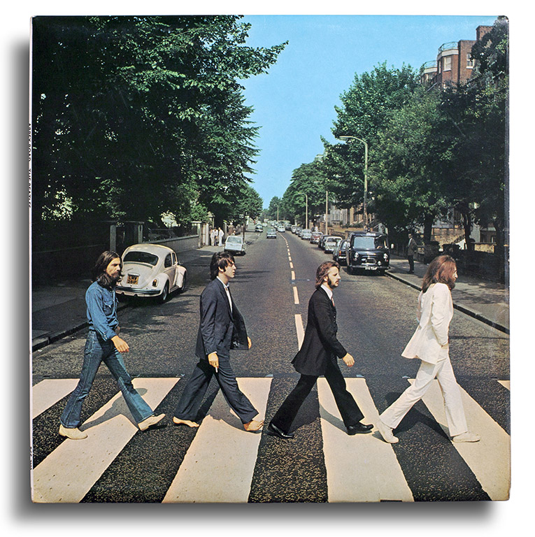 Vinyl: The Beatles, Abbey Road, Apple Records – PCS 7088. Inglaterra, 1969. Photograph by Iain Macmillan. Designed by John Kosh.