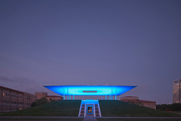 James Turrell, Twilight Epiphany Skyspace. Photograph by Paul Hester. Image Courtesy of Rice University Public Art.