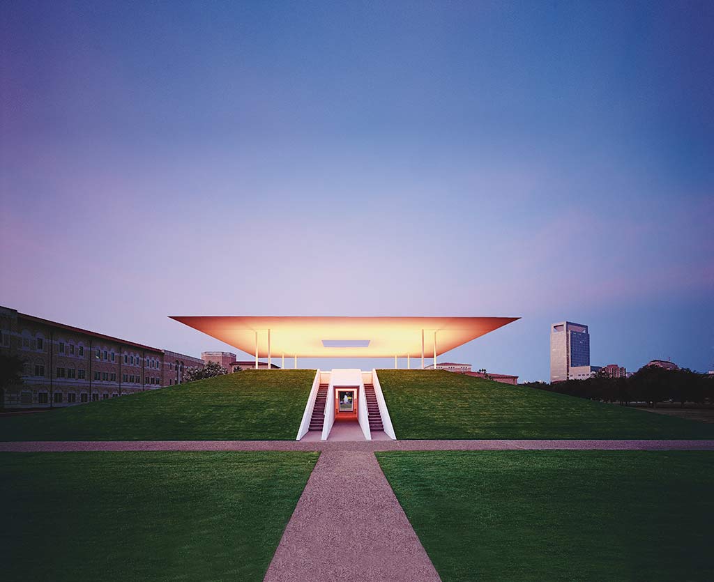 James Turrell, Twilight Epiphany Skyspace. Photograph by Florian Holzherr. Image Courtesy of Rice University Public Art.